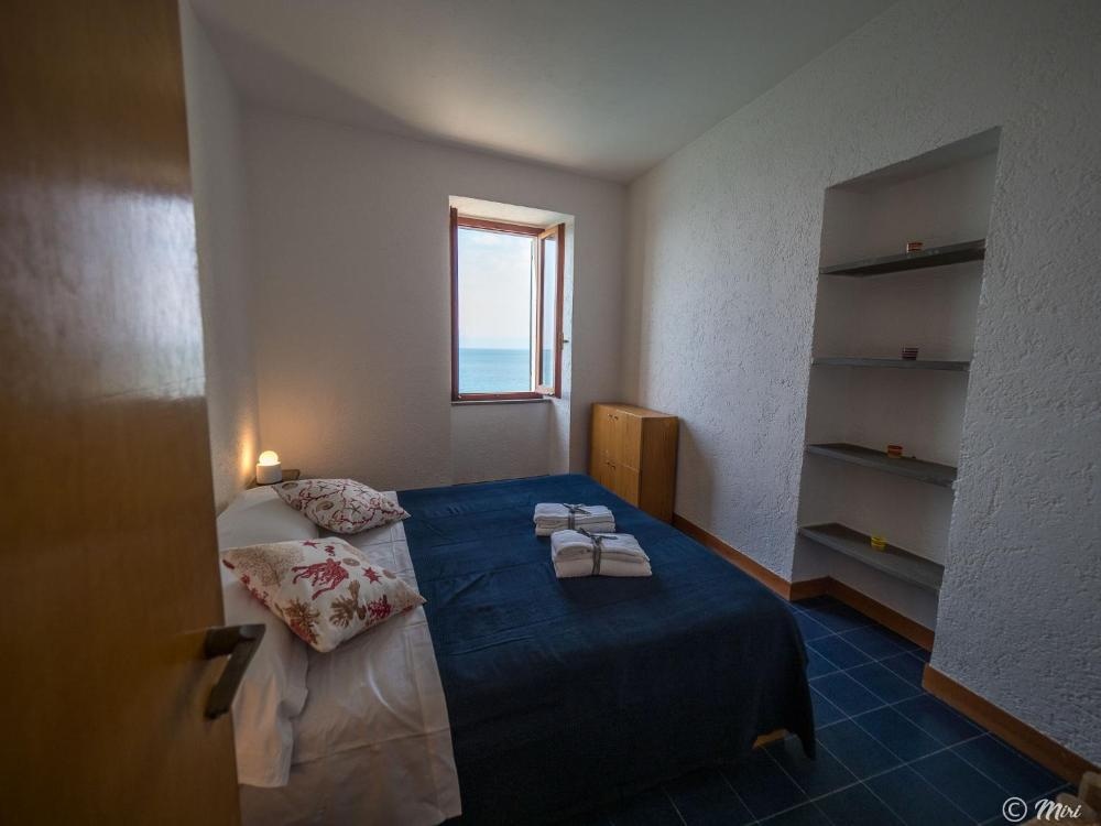 Il Baluardo Sea View Apartment on the Cliff